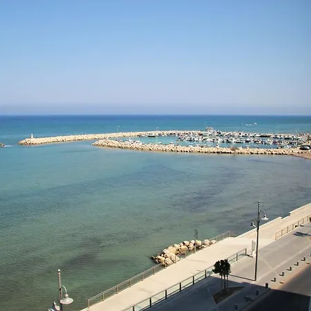 Apartment Blue View *